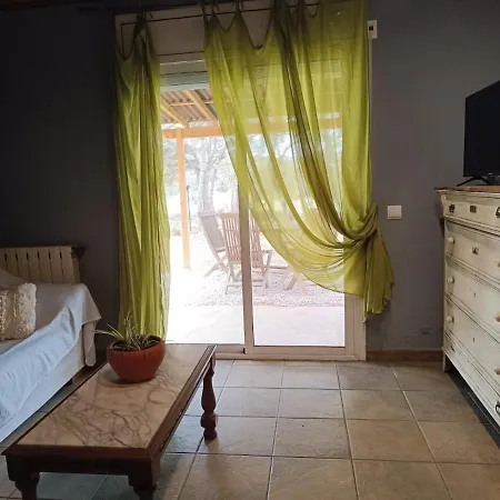 펜션 Casa En El Campo Montrás